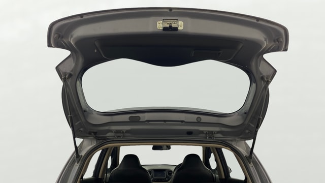 View Hyundai Grand i10 Image 16 Used Hyundai Grand i10 Image 16