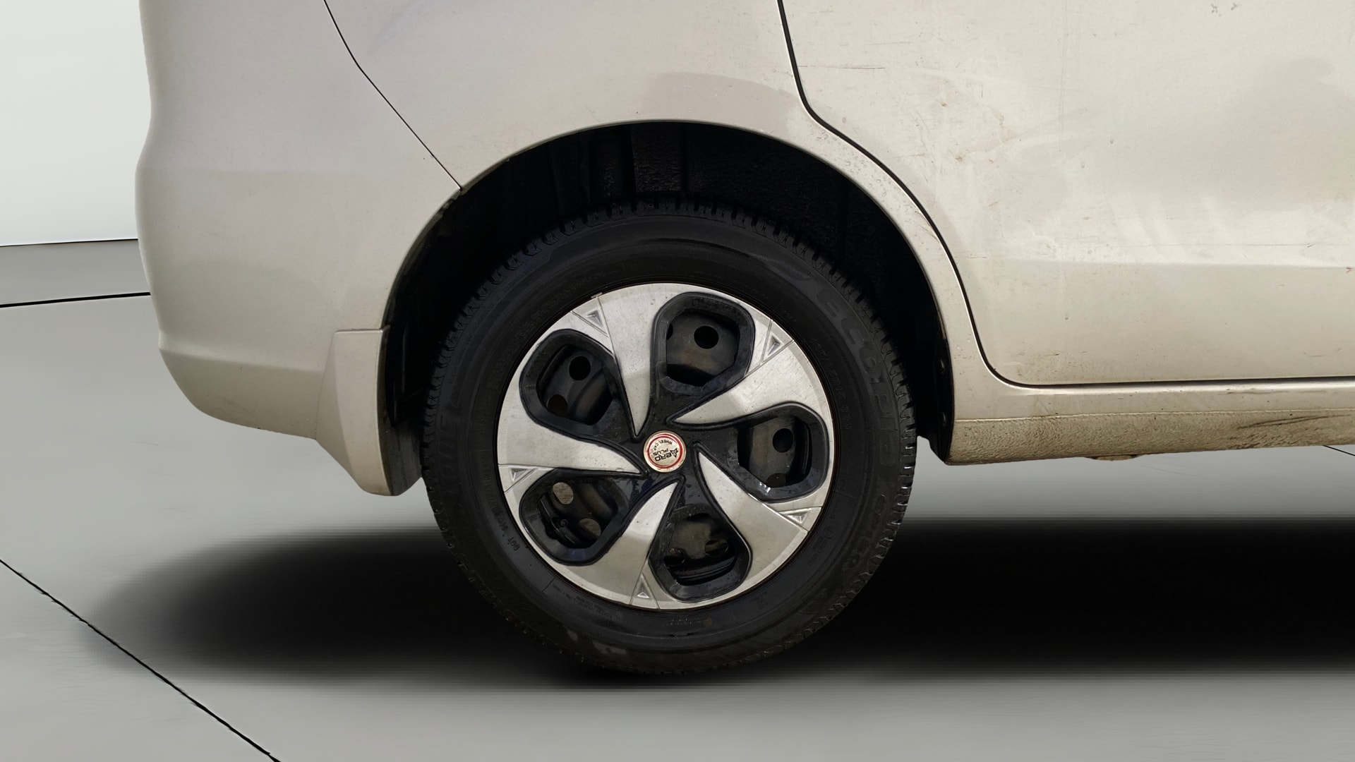 View 2015 Maruti Suzuki 1000 Base Variant Image 24 Used 2015 Maruti Suzuki 1000 Base Variant Image 24