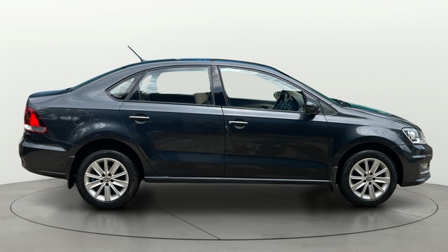 View Volkswagen Vento Image 9 Used Volkswagen Vento Image 9