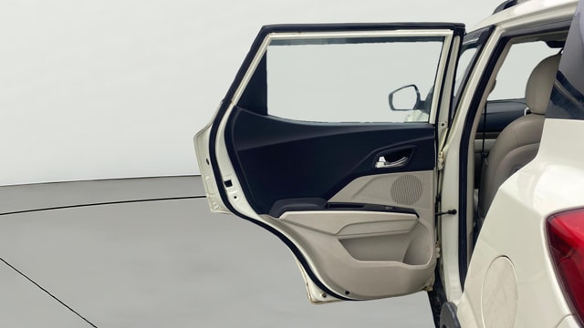 View Mahindra XUV300 Image 15 Used Mahindra XUV300 Image 15
