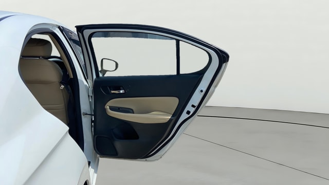 View Honda City ZX Image 8 Used Honda City ZX Image 8