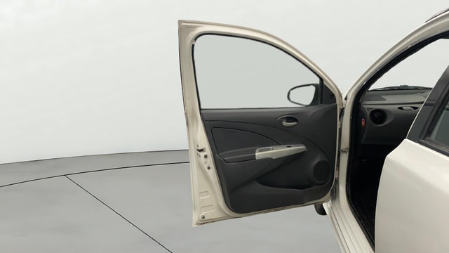 View Toyota Etios Liva Image 30 Used Toyota Etios Liva Image 30