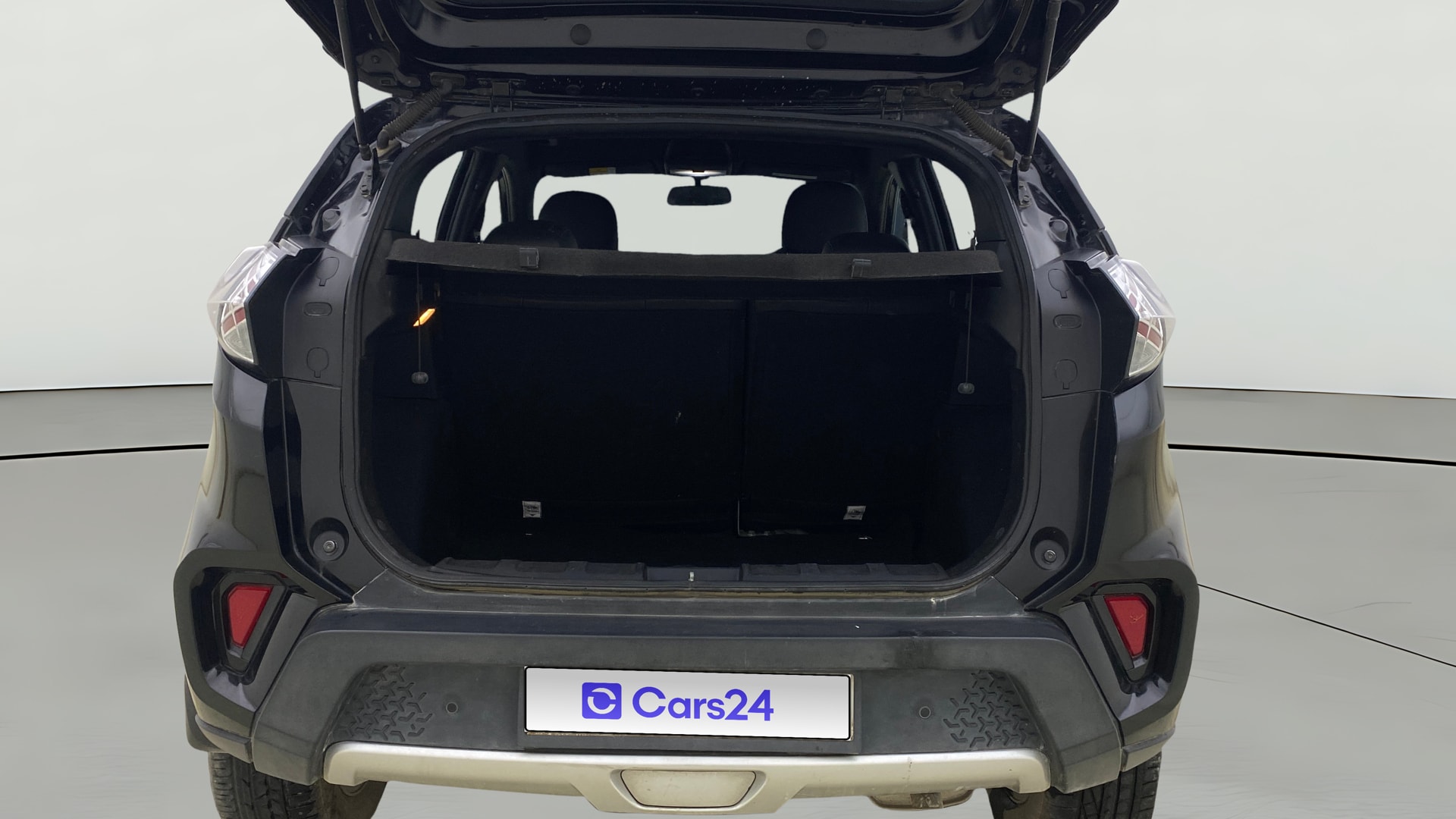 View 2021 Tata Nexon Revotron XE Image 38 Used 2021 Tata Nexon Revotron XE Image 38