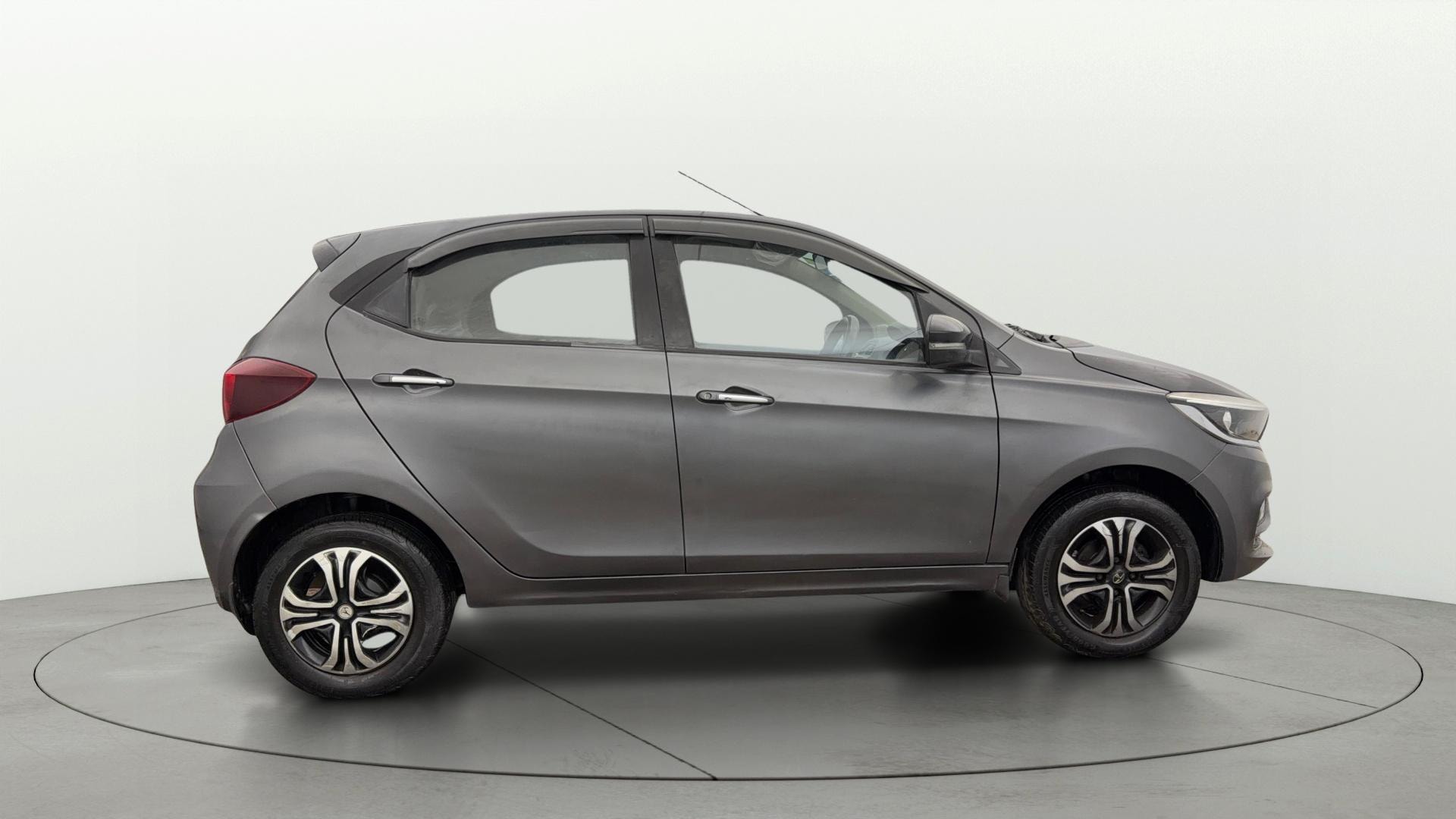 Used 2022 Tata Tiago Used 2022 Tata Tiago