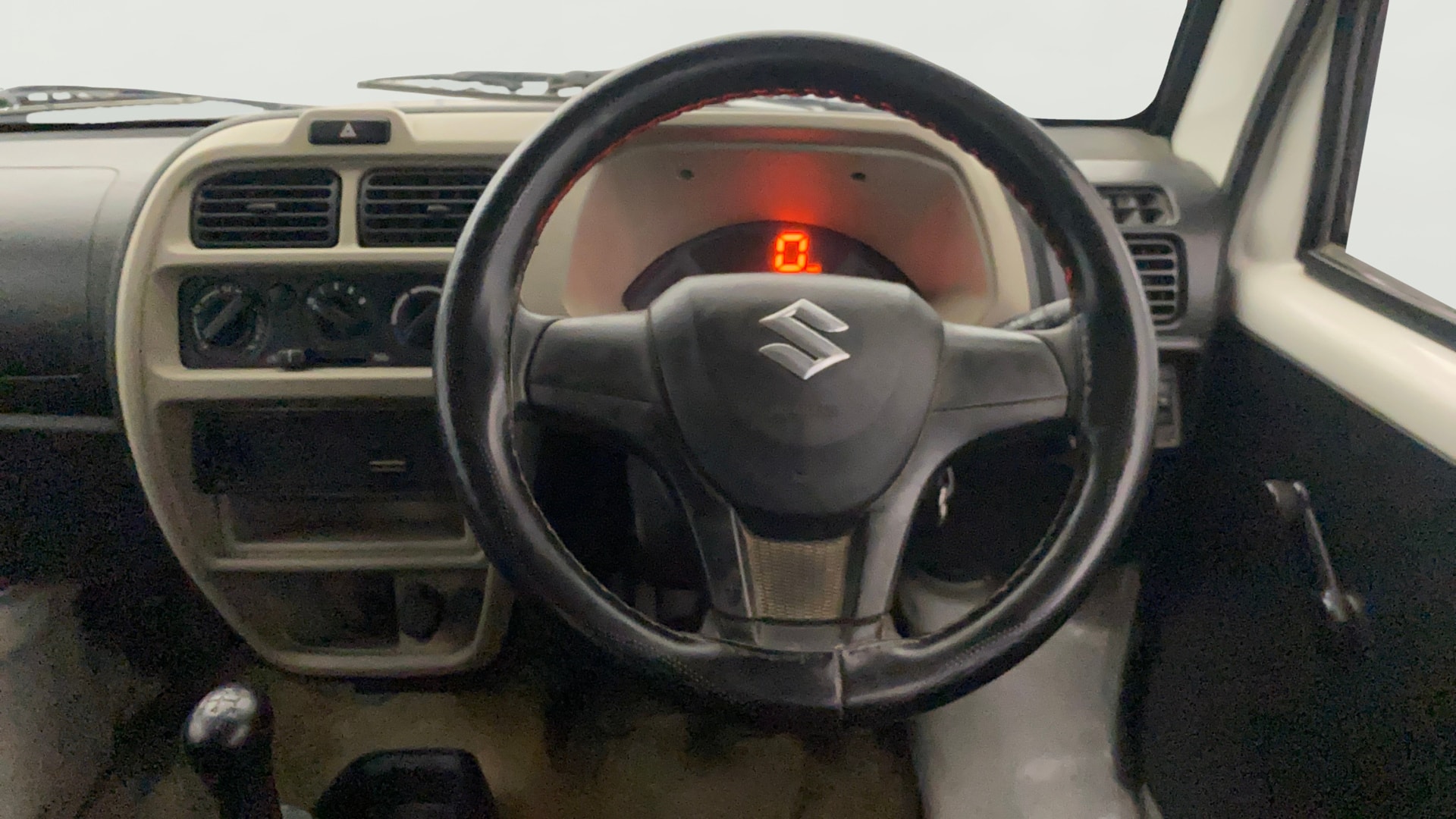 View 2023 Maruti Suzuki 1000 Base Variant Image 21 Used 2023 Maruti Suzuki 1000 Base Variant Image 21