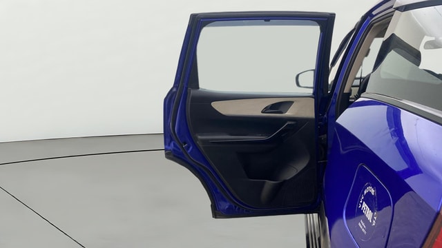 View Mahindra XUV700 Image 22 Used Mahindra XUV700 Image 22