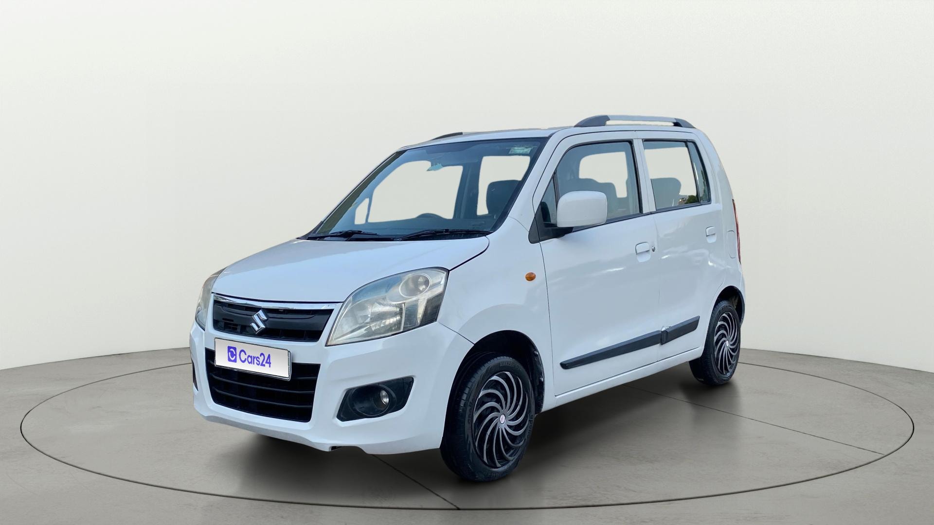 View 2016 Maruti Suzuki 1000 Base Variant Image 34 Used 2016 Maruti Suzuki 1000 Base Variant Image 34