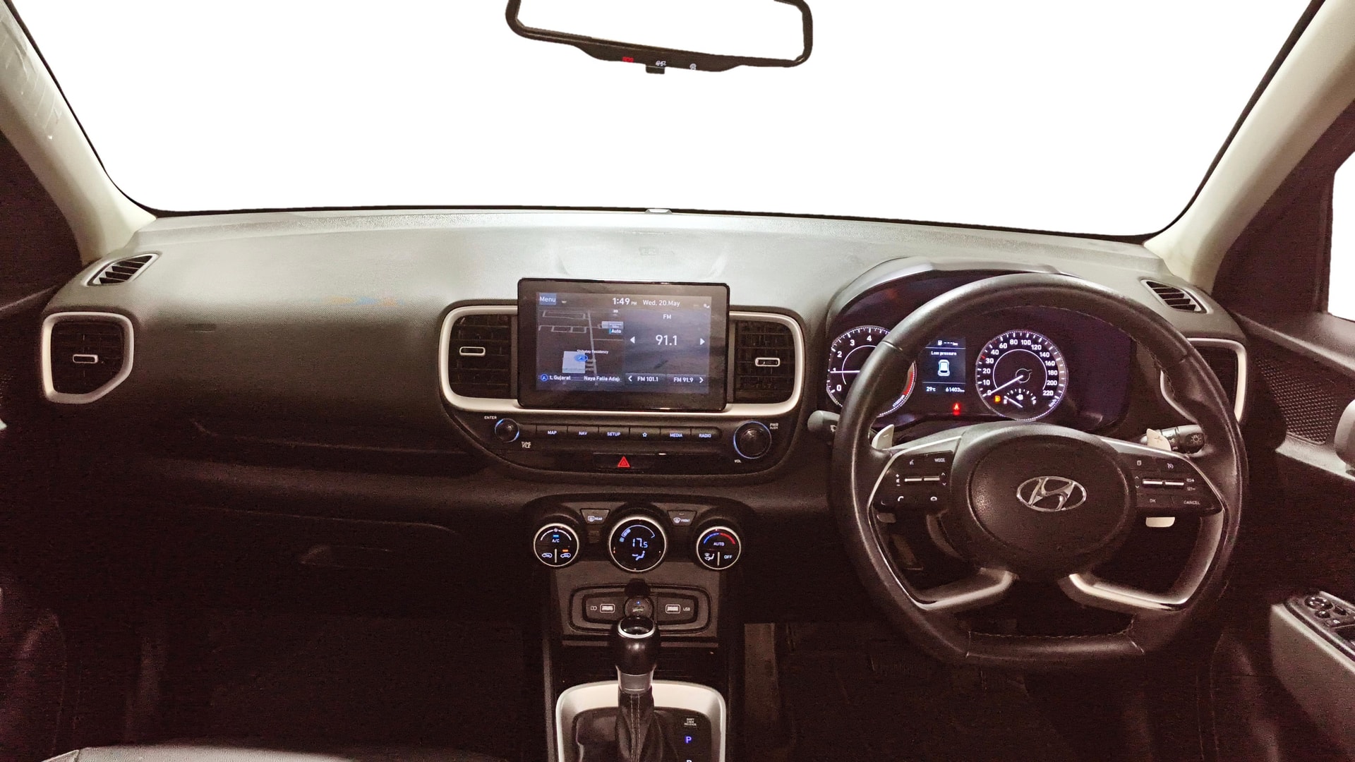 View 2021 Hyundai Venue SX Plus 1.0 Petrol AT Image 30 Used 2021 Hyundai Venue SX Plus 1.0 Petrol AT Image 30