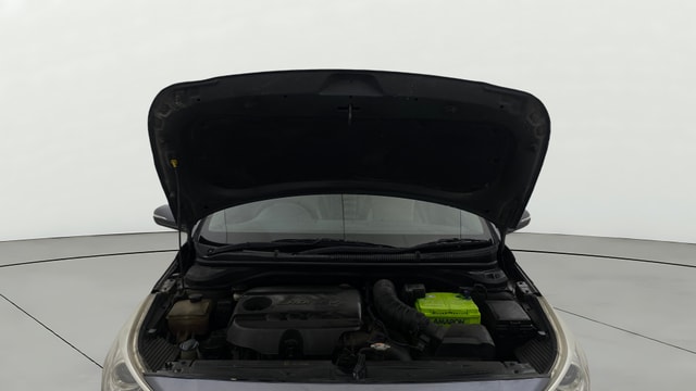 View Hyundai Verna Image 34 Used Hyundai Verna Image 34