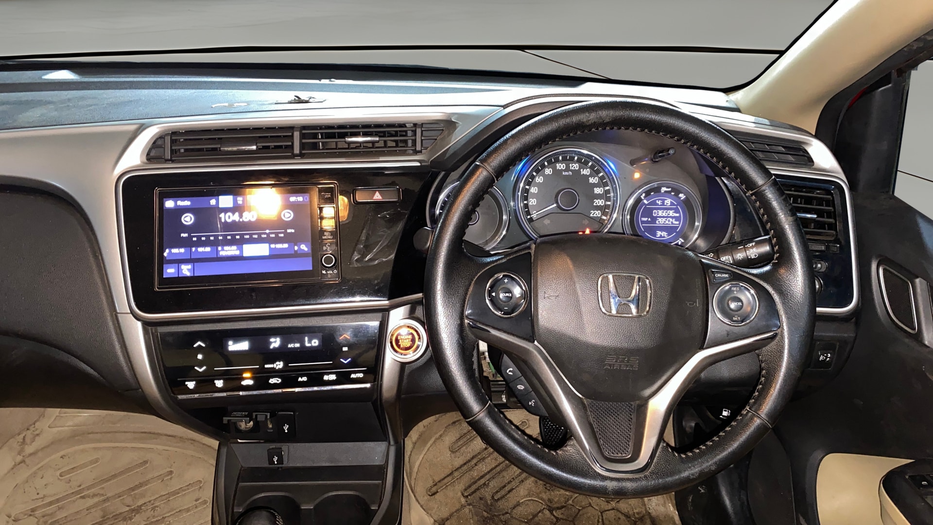 View 2019 Honda City ZX MT Diesel Anniversary Edition Image 21 Used 2019 Honda City ZX MT Diesel Anniversary Edition Image 21
