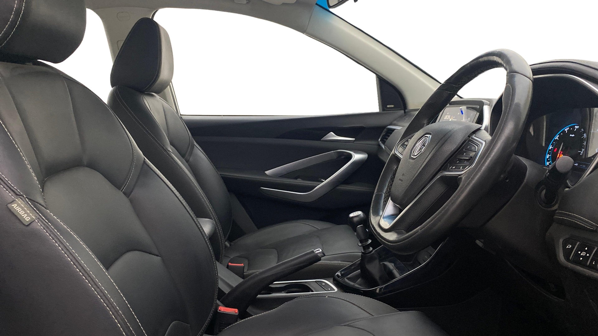 View 2020 MG Hector Sharp Diesel Image 18 Used 2020 MG Hector Sharp Diesel Image 18