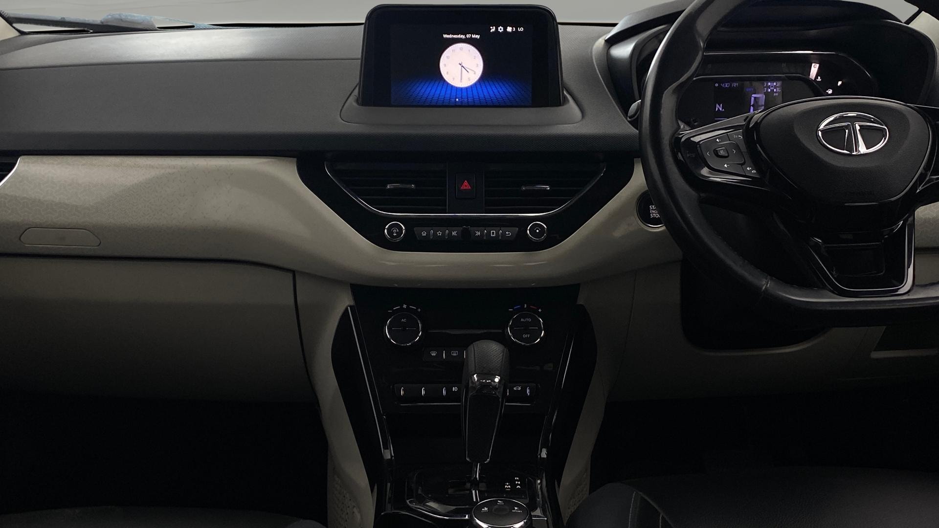 View 2020 Tata Nexon Revotorq XZA Plus (O) AMT Image 18 Used 2020 Tata Nexon Revotorq XZA Plus (O) AMT Image 18