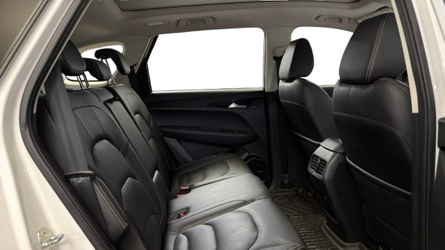 View MG Hector Image 31 Used MG Hector Image 31