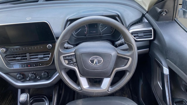 View Tata Harrier Image 20 Used Tata Harrier Image 20