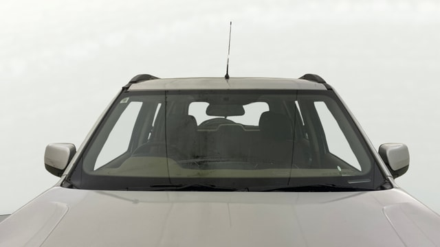 View Mahindra TUV300 Image 36 Used Mahindra TUV300 Image 36