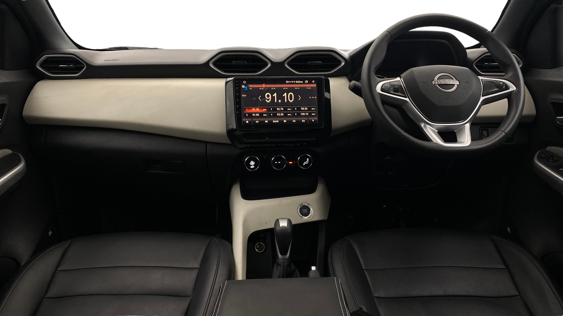 View 2024 Nissan Magnite Geza Edition CVT Image 15 Used 2024 Nissan Magnite Geza Edition CVT Image 15