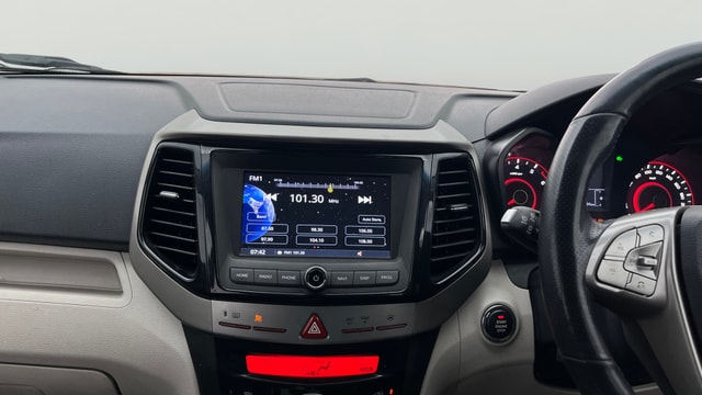 View Mahindra XUV300 Image 33 Used Mahindra XUV300 Image 33