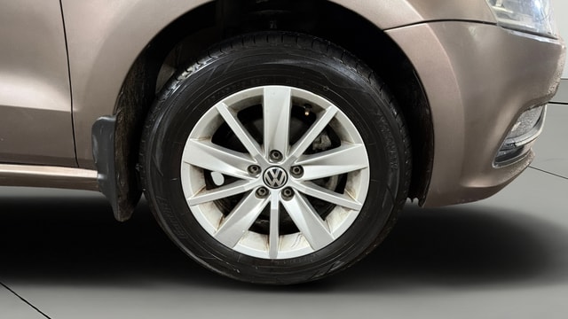 View Volkswagen Polo Image 40 Used Volkswagen Polo Image 40