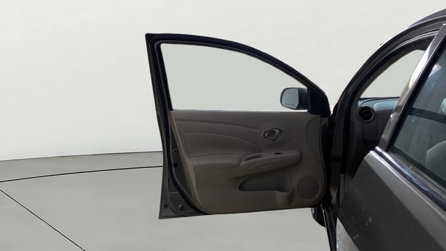 View Nissan Sunny Image 31 Used Nissan Sunny Image 31