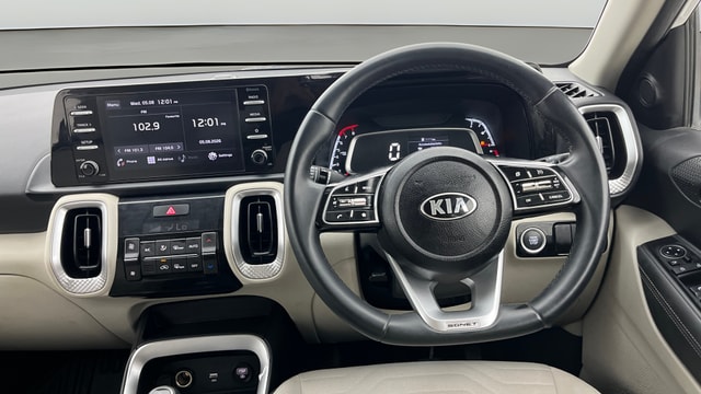 View Kia Sonet Image 13 Used Kia Sonet Image 13