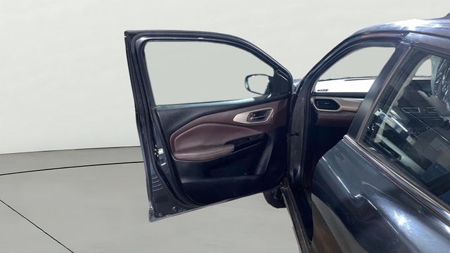 View Toyota Urban Cruiser Taisor Image 31 Used Toyota Urban Cruiser Taisor Image 31