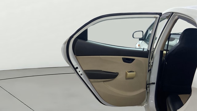 View Hyundai EON Image 22 Used Hyundai EON Image 22