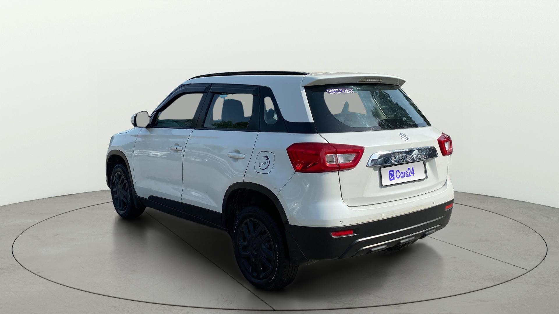 View 2021 Maruti Suzuki 1000 Base Variant Image 2 Used 2021 Maruti Suzuki 1000 Base Variant Image 2