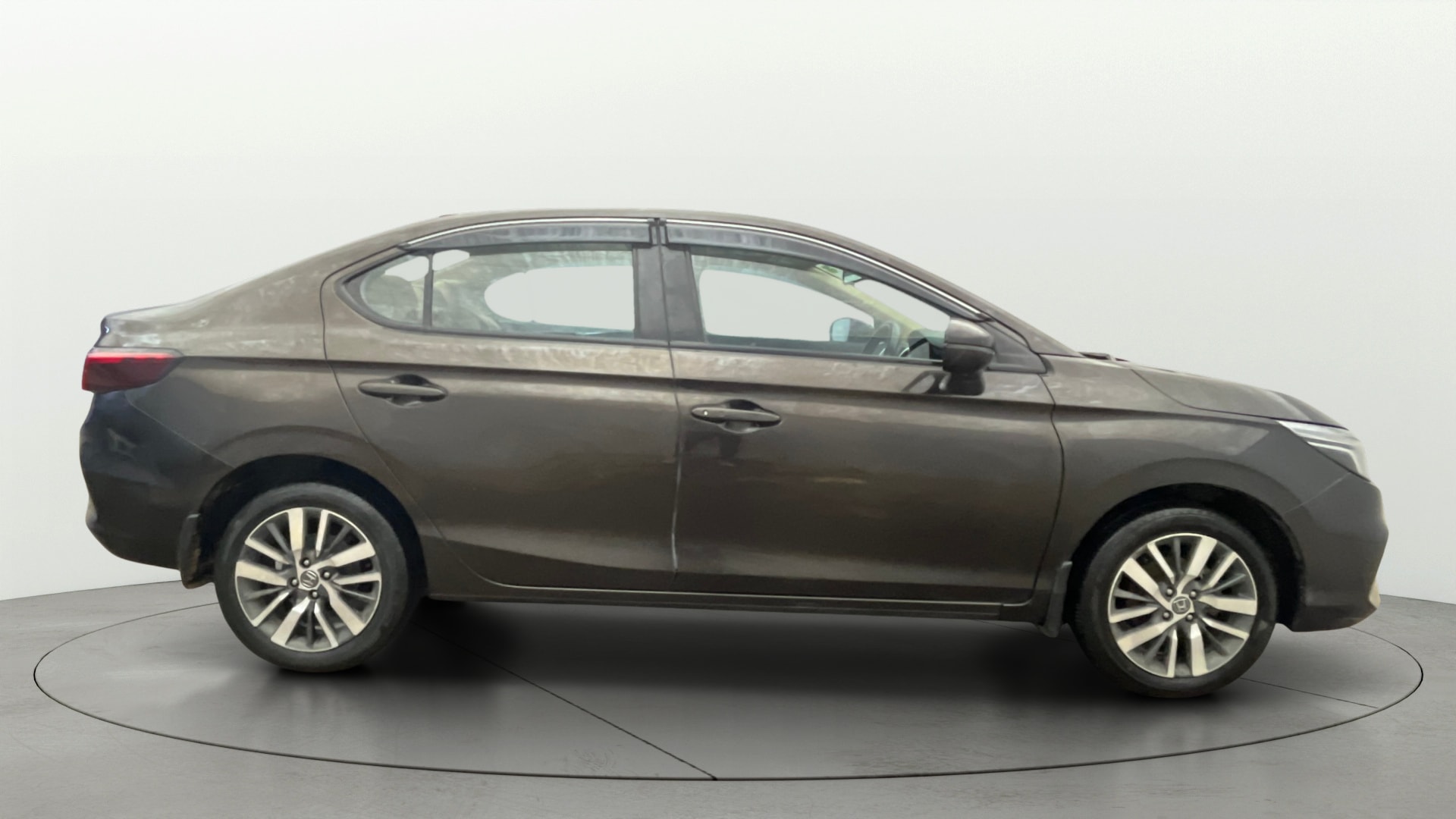 View 2022 Honda City ZX MT Diesel Anniversary Edition Image 9 Used 2022 Honda City ZX MT Diesel Anniversary Edition Image 9