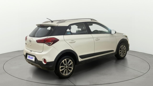 View Hyundai i20 Active Image 42 Used Hyundai i20 Active Image 42