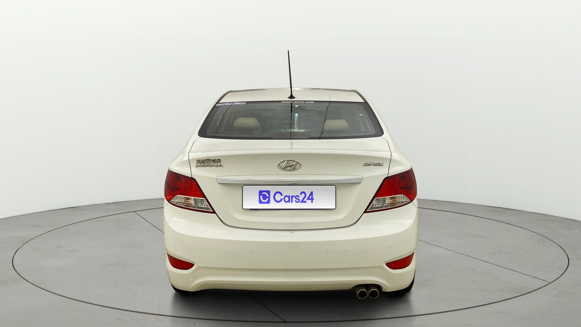 View 2014 Hyundai Fluidic Verna 1.6 VTVT SX Image 39 Used 2014 Hyundai Fluidic Verna 1.6 VTVT SX Image 39