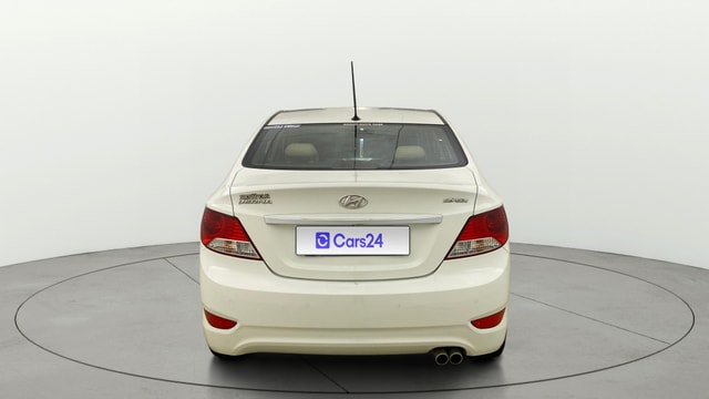View Hyundai Fluidic Verna Image 39 Used Hyundai Fluidic Verna Image 39