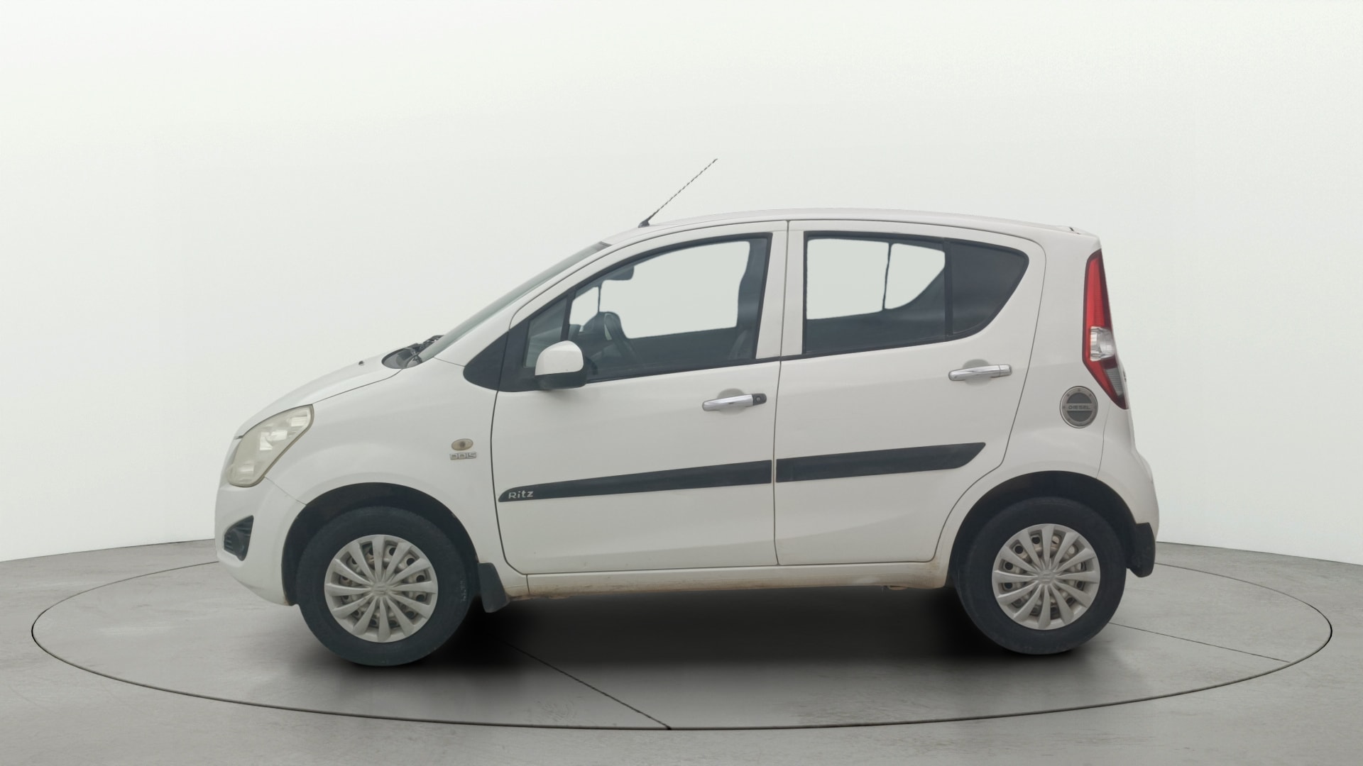 View 2016 Maruti Suzuki 1000 Base Variant Image 5 Used 2016 Maruti Suzuki 1000 Base Variant Image 5