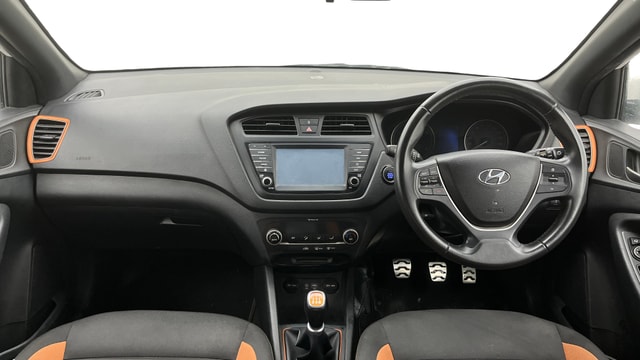View Hyundai i20 Active Image 15 Used Hyundai i20 Active Image 15