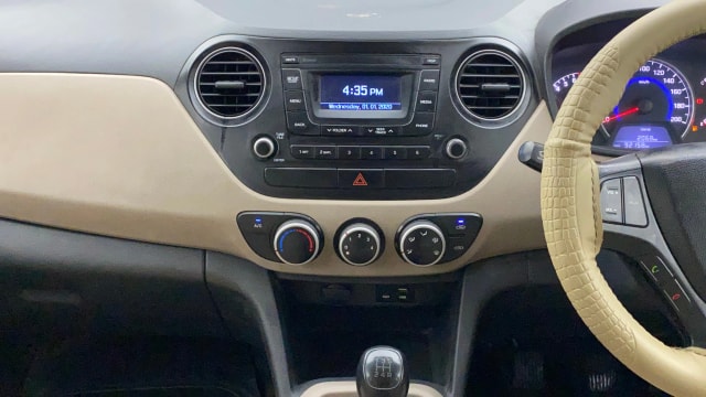View Hyundai Grand i10 Image 17 Used Hyundai Grand i10 Image 17