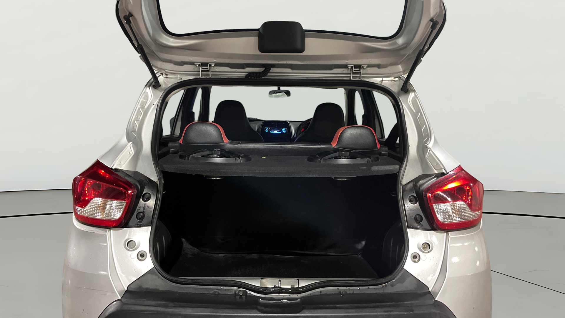 View 2018 Renault Kwid RXL Image 36 Used 2018 Renault Kwid RXL Image 36