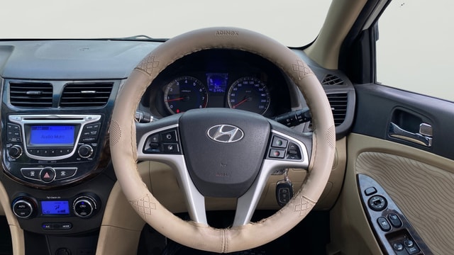 View Hyundai Fluidic Verna Image 21 Used Hyundai Fluidic Verna Image 21