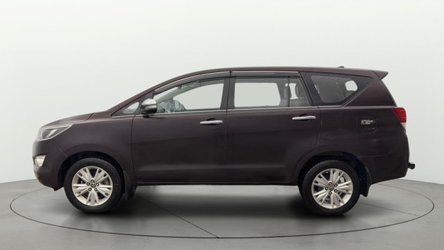 View Toyota Innova Crysta Image 6 Used Toyota Innova Crysta Image 6