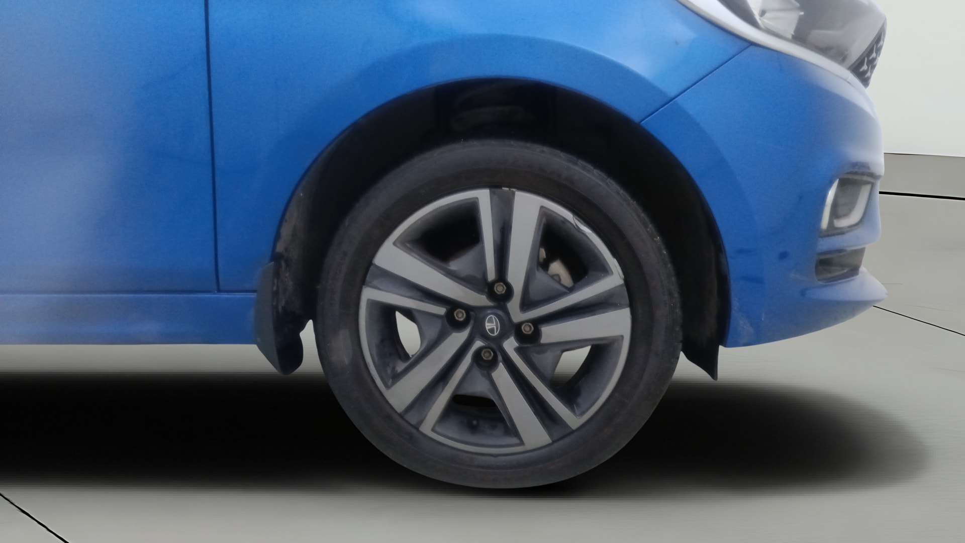 View 2024 Tata Tiago Revotorq XB Image 40 Used 2024 Tata Tiago Revotorq XB Image 40