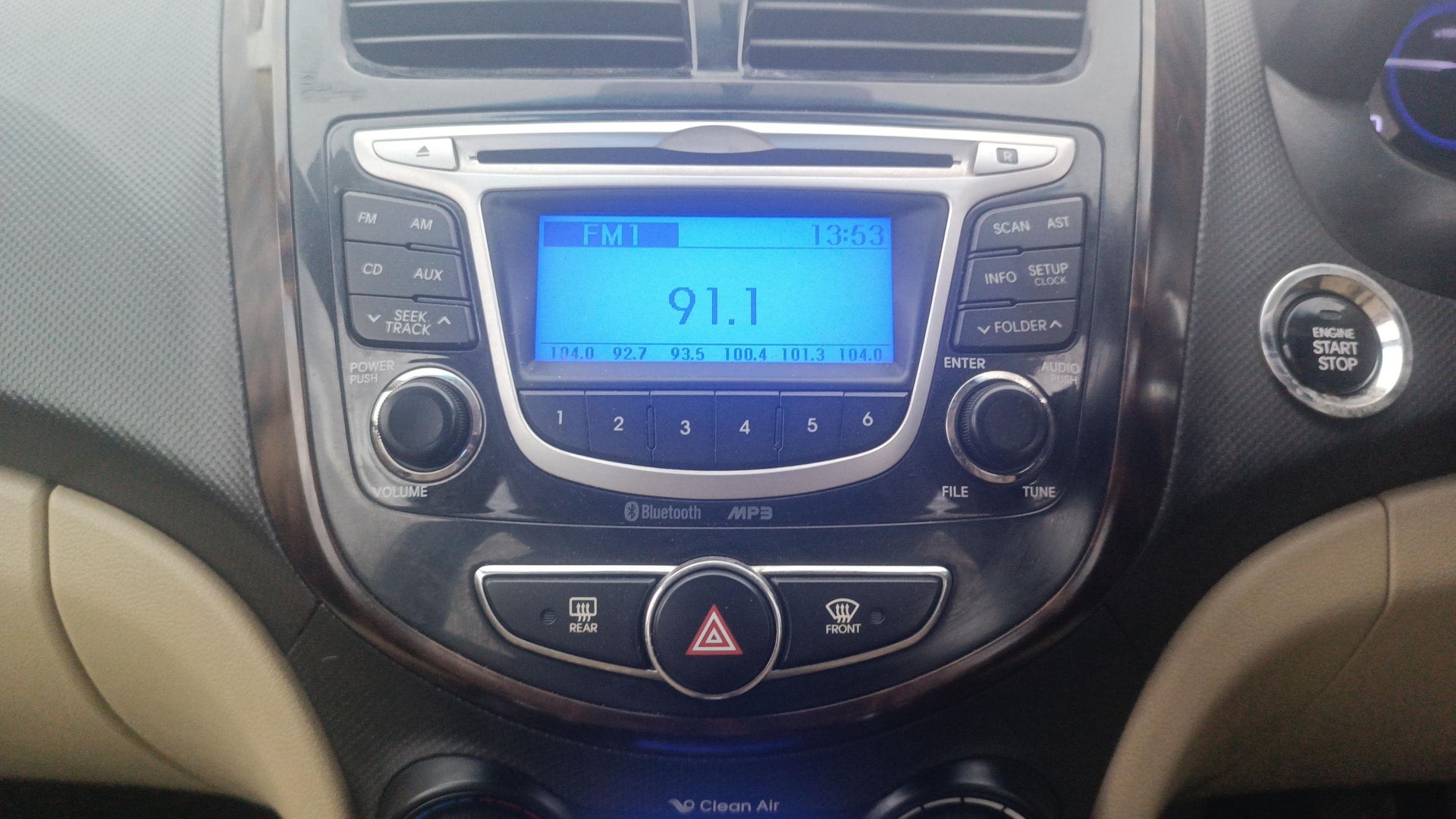 View 2014 Hyundai Fluidic Verna 1.6 VTVT SX Image 32 Used 2014 Hyundai Fluidic Verna 1.6 VTVT SX Image 32