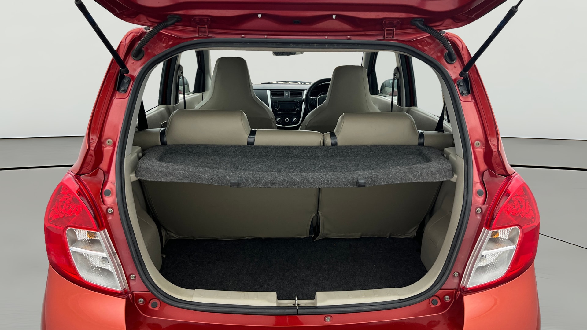 View 2018 Maruti Suzuki 1000 Base Variant Image 36 Used 2018 Maruti Suzuki 1000 Base Variant Image 36