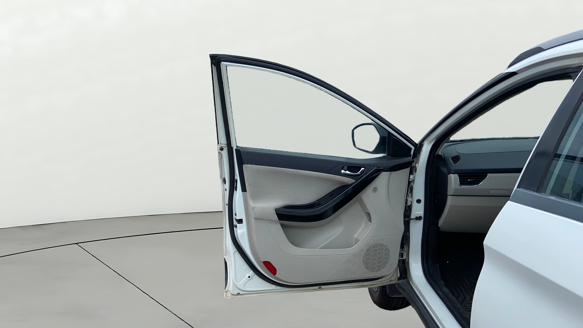 View 2022 Tata Nexon Revotron XE Image 33 Used 2022 Tata Nexon Revotron XE Image 33
