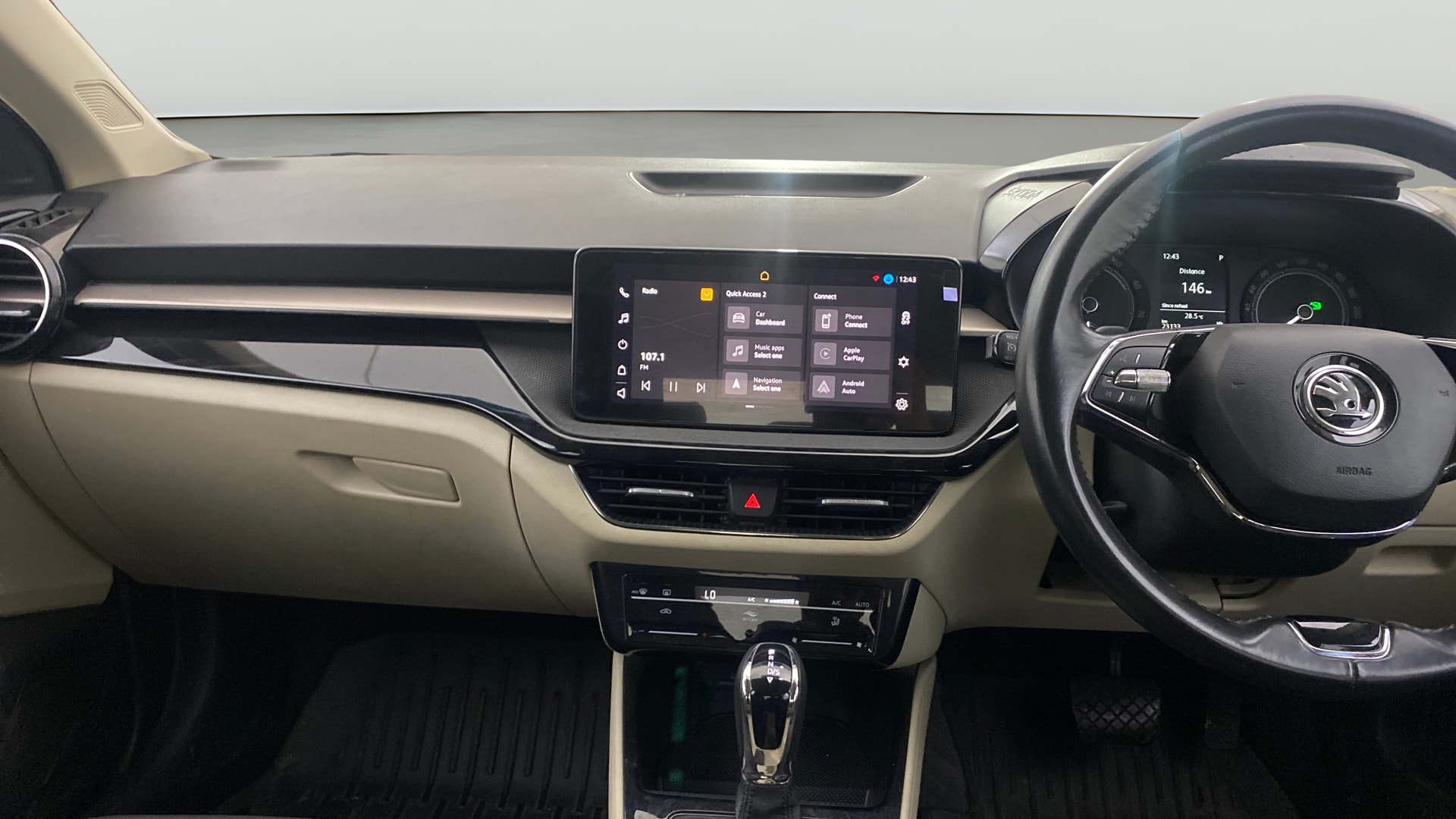View 2022 Skoda Slavia Ambition 1.0 TSI AT Image 17 Used 2022 Skoda Slavia Ambition 1.0 TSI AT Image 17