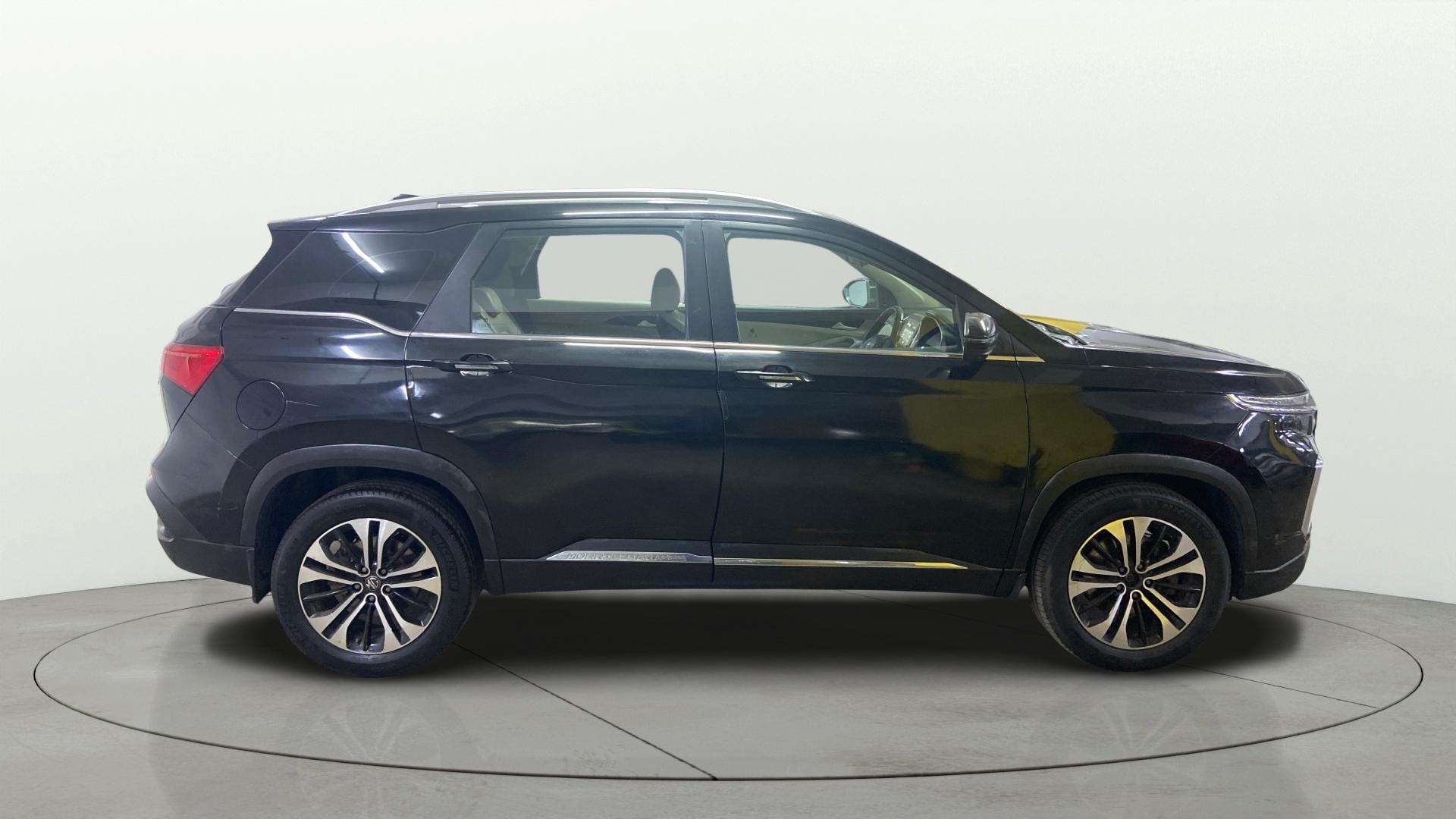 View 2022 MG Hector Sharp CVT Petrol Image 9 Used 2022 MG Hector Sharp CVT Petrol Image 9