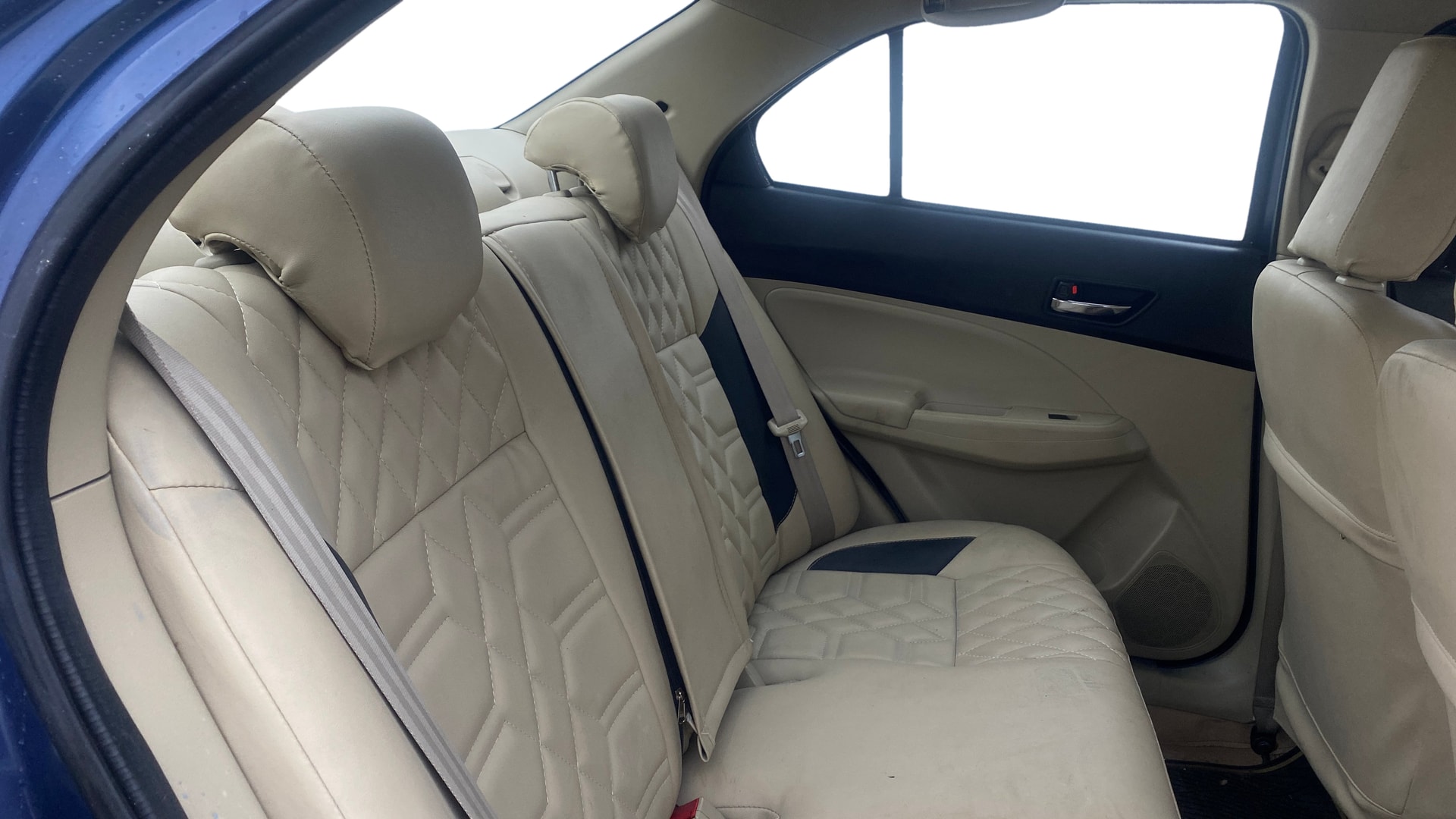 View 2018 Maruti Suzuki 1000 Base Variant Image 28 Used 2018 Maruti Suzuki 1000 Base Variant Image 28