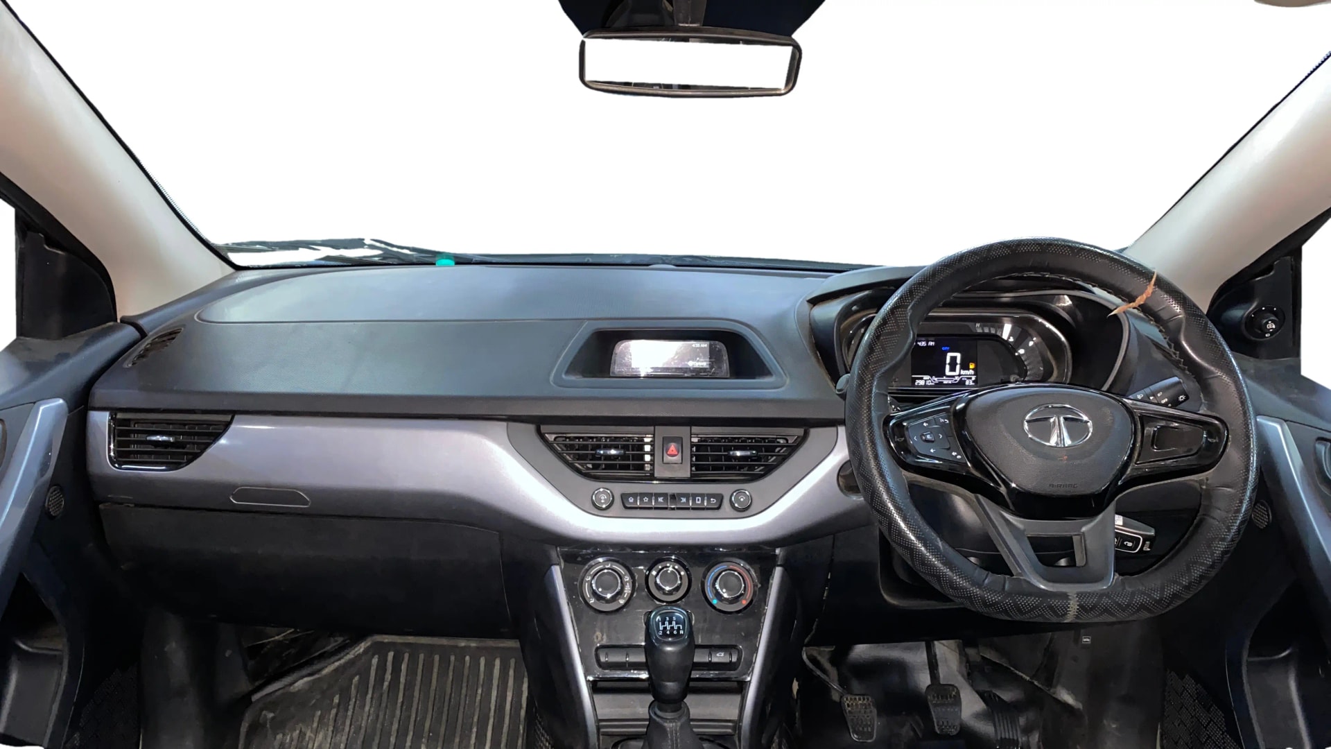 View 2022 Tata Nexon Revotron XE Image 15 Used 2022 Tata Nexon Revotron XE Image 15