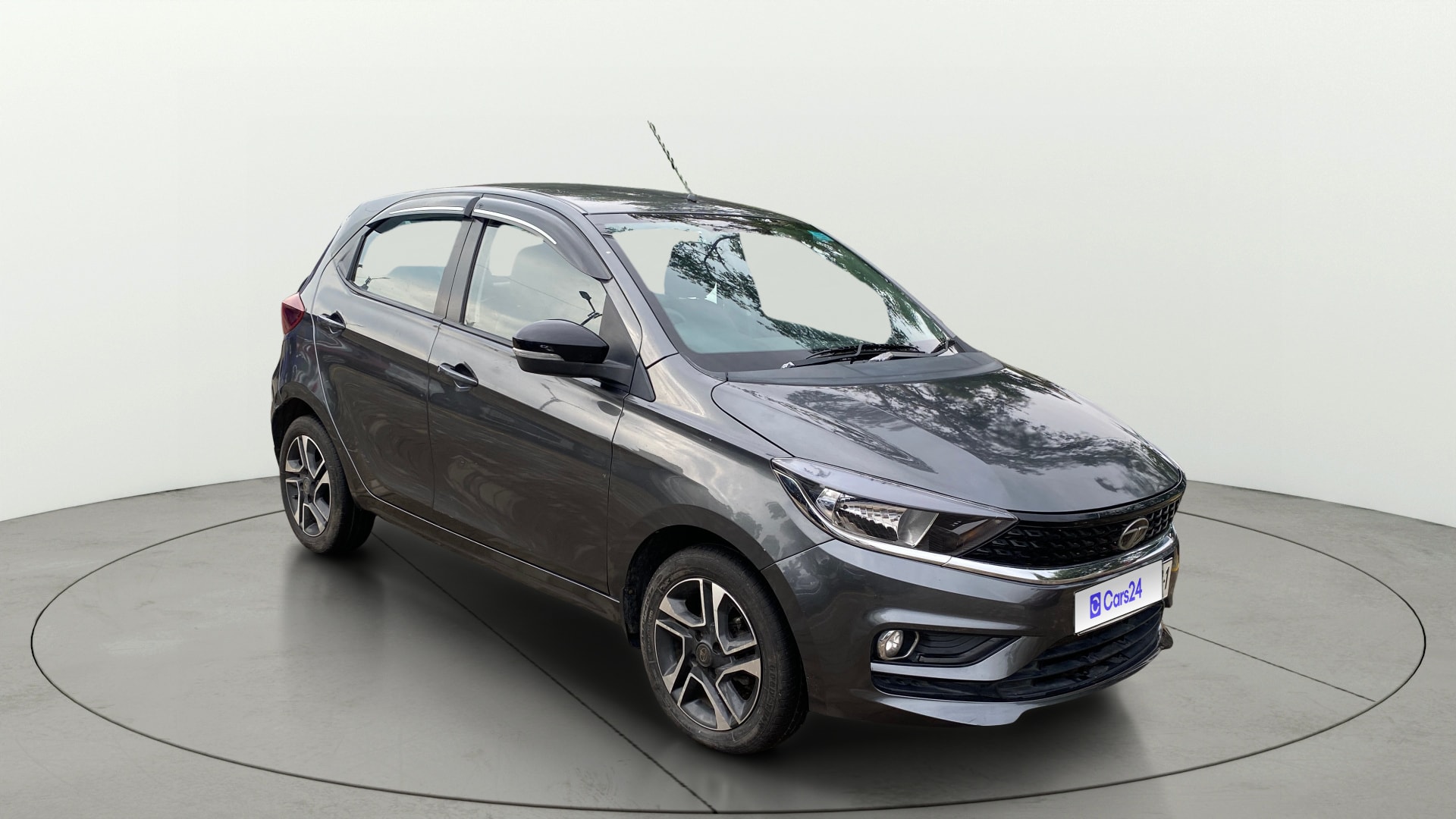 View 2021 Tata Tiago Revotorq XB Image 21 Used 2021 Tata Tiago Revotorq XB Image 21