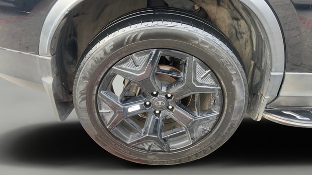 View Tata Safari Image 35 Used Tata Safari Image 35