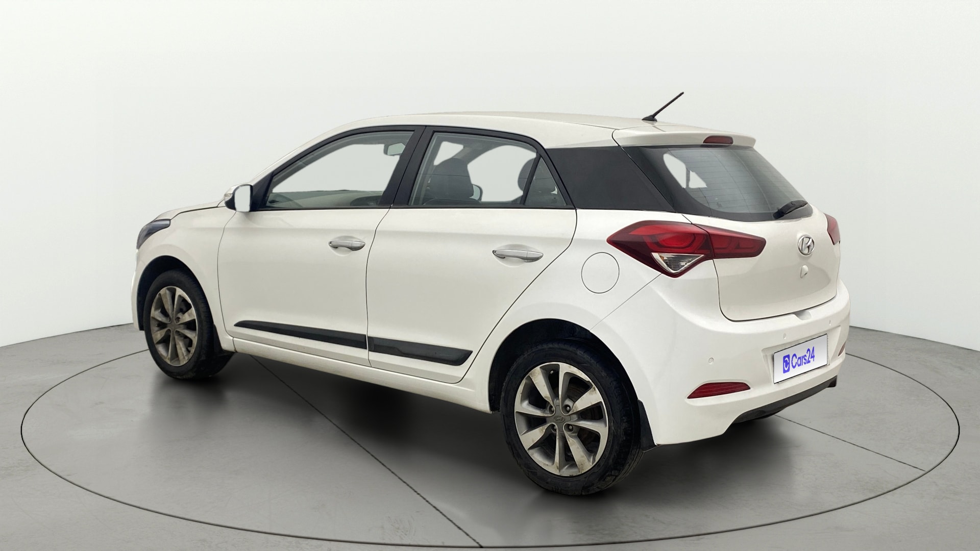 View 2015 Hyundai Elite i20 1.4 Asta Diesel Image 2 Used 2015 Hyundai Elite i20 1.4 Asta Diesel Image 2