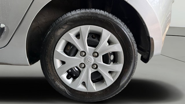 View Hyundai Grand i10 Image 11 Used Hyundai Grand i10 Image 11