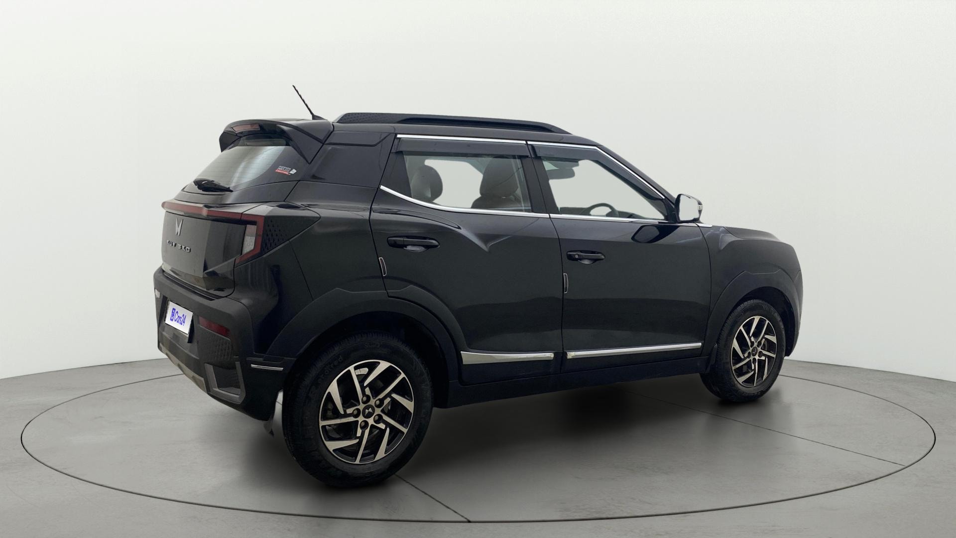 View 2024 Mahindra XUV 3XO AX5L 1.2 TGDi AT Image 47 Used 2024 Mahindra XUV 3XO AX5L 1.2 TGDi AT Image 47